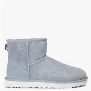 New in box! Ash Fog Mini Uggs